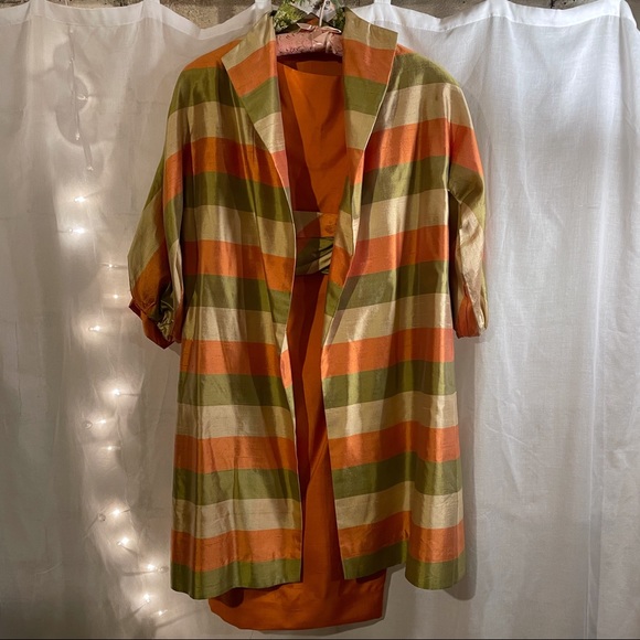 Vintage Cocktail Dress with Matching Overcoat - Picture 3 of 9